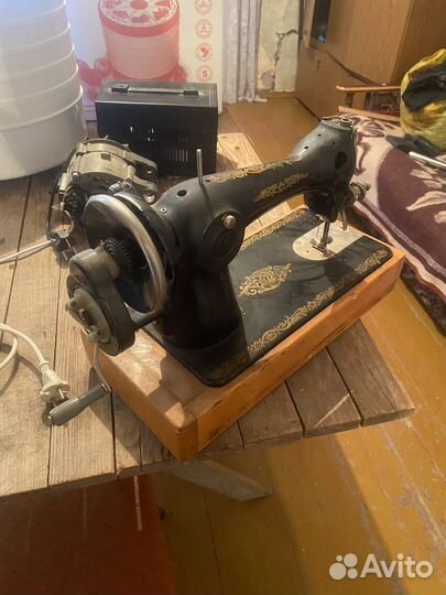 Швейная машинка