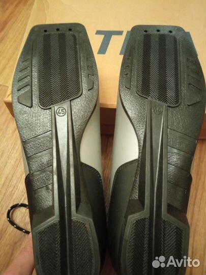 Лыжные ботинки tisa новые