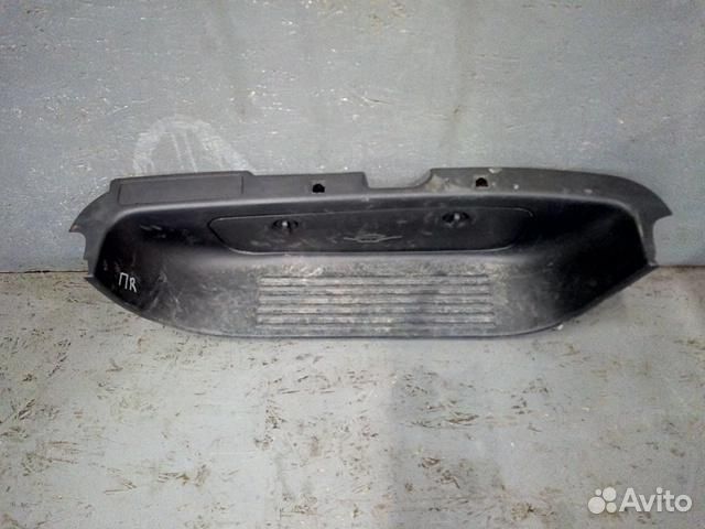 Накладка порога переднего правого Hyundai Grand St
