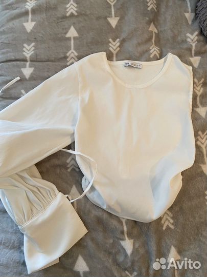Стильная блуза Zara