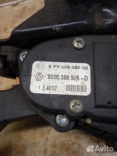 Педаль газа Nissan Almera