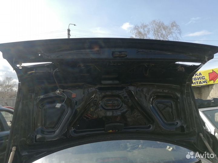 Крышка багажника Audi A8 D2