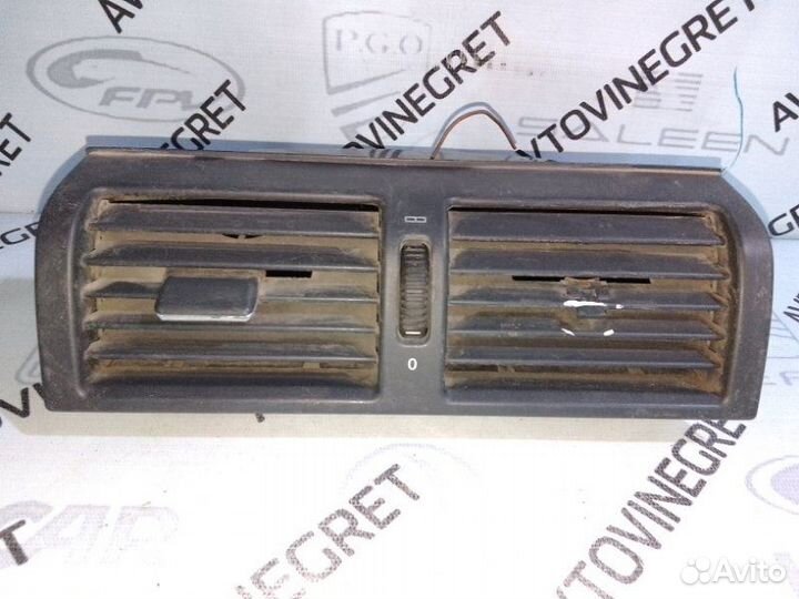 Дефлектор воздуховод Mercedes-Benz E-Class W210