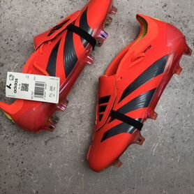 Футбольные бутсы adidas predator