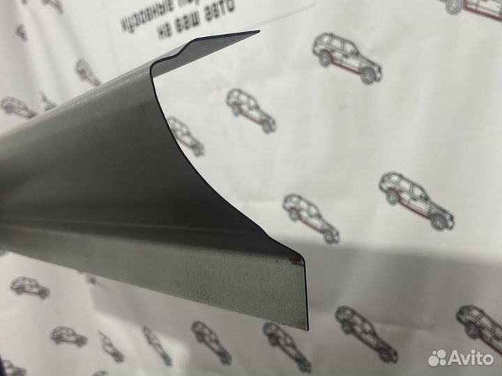 Hyundai Starex H-1 порог + усилитель левый