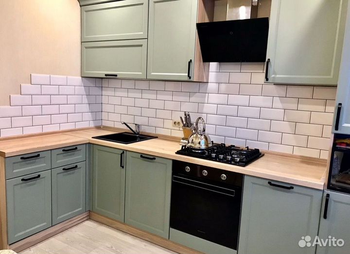 Угловая кухня с мдф фасадами