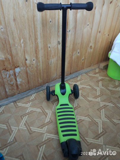 Самокат трехколесный Glider