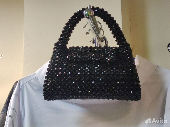 Сумка из акриловых бусин