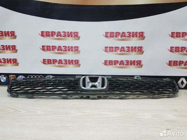 Решетка радиатора Honda Stepwgn RF7 K20A 2004
