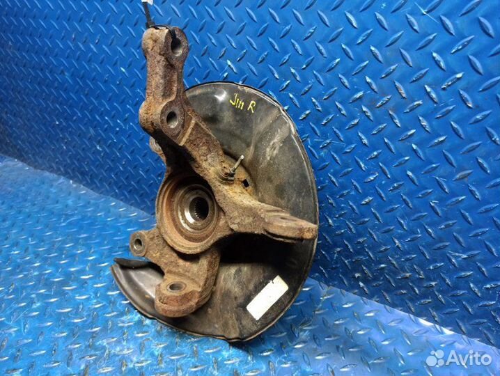 Кулак ступица передний правый Honda Cr-V 4