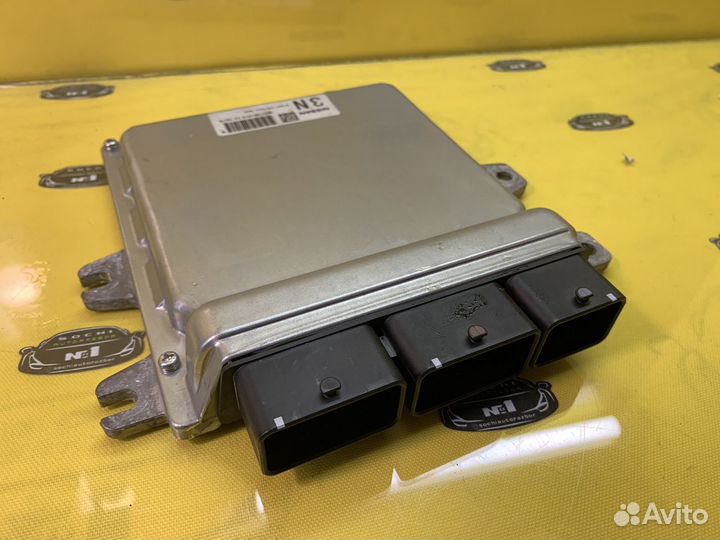 Блок управления двигателя Nissan Fuga Y51