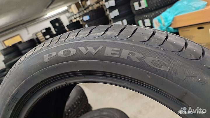 Pirelli Powergy 245/45 R19 102Y