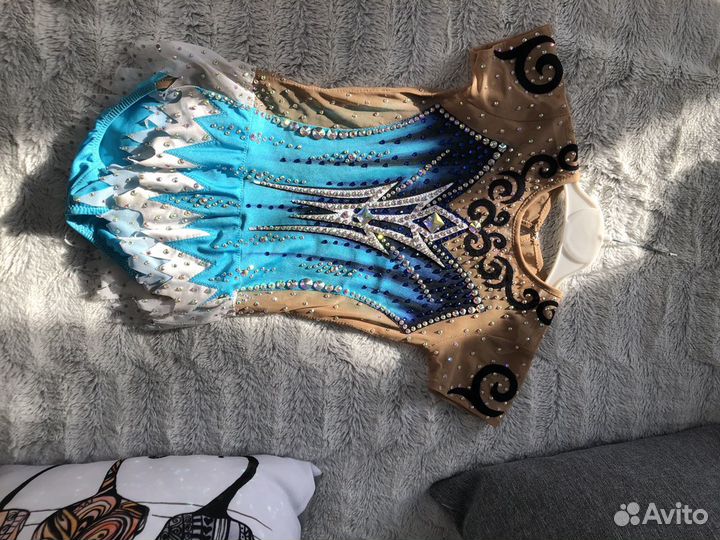 Купальник для художественной гимнастики 134