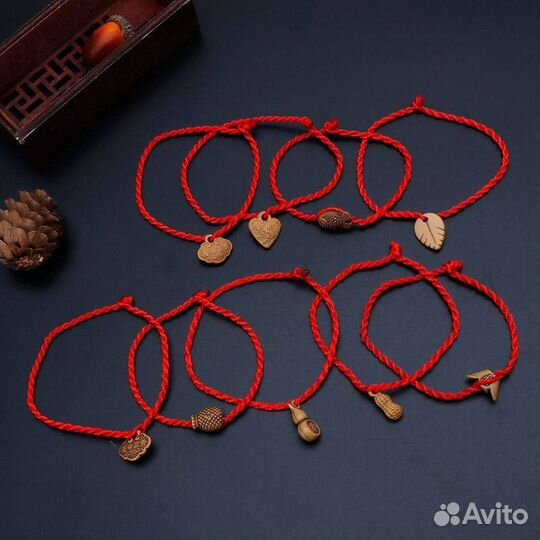 Браслет красная нить