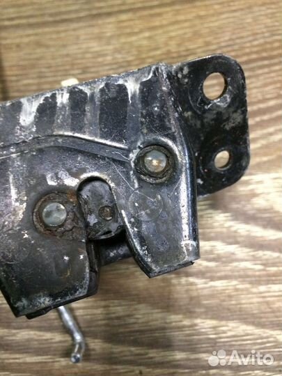 Замок двери багажника Ssang Yong Kyron 2005-2015