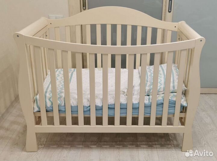 Комод и кровать Giovanni (Италия)