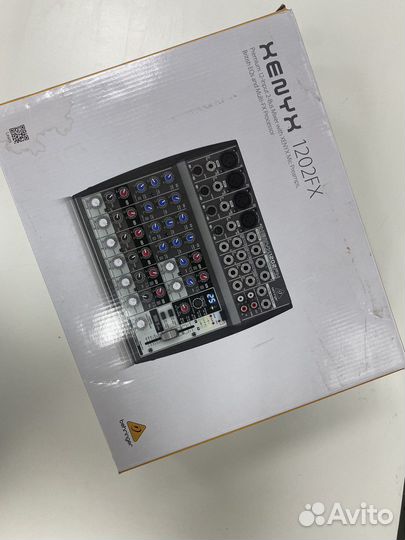 Микшер behringer xenyx 1202FX