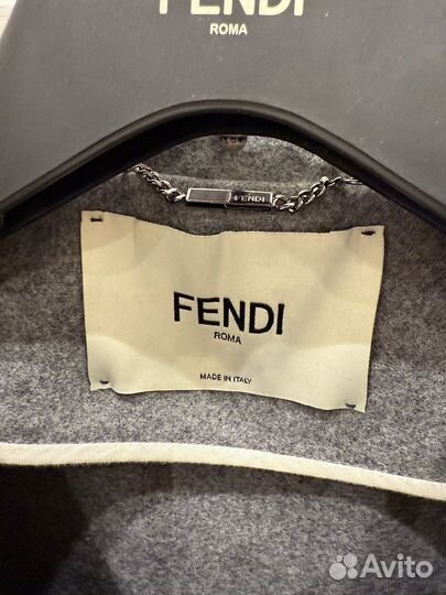 Пальто Fendi новое оригинал