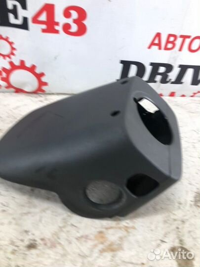 Кожух рулевой колонки Renault Sandero хетчбек 1.4