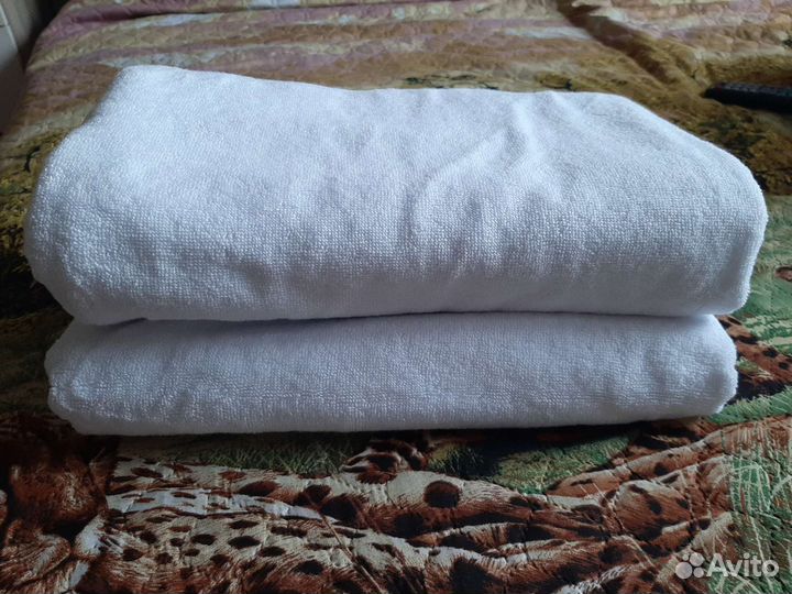 2 новых полотенца