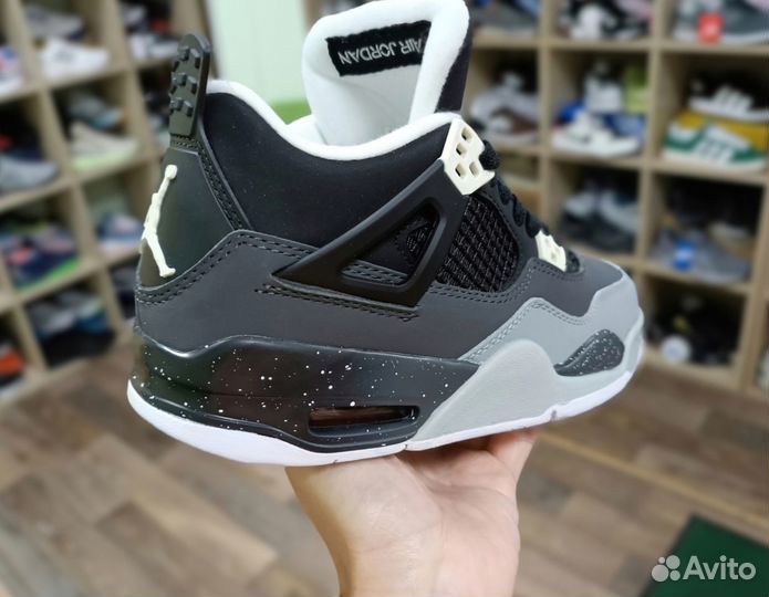 Кроссовки кожаные Nike Air Jordan retro 4