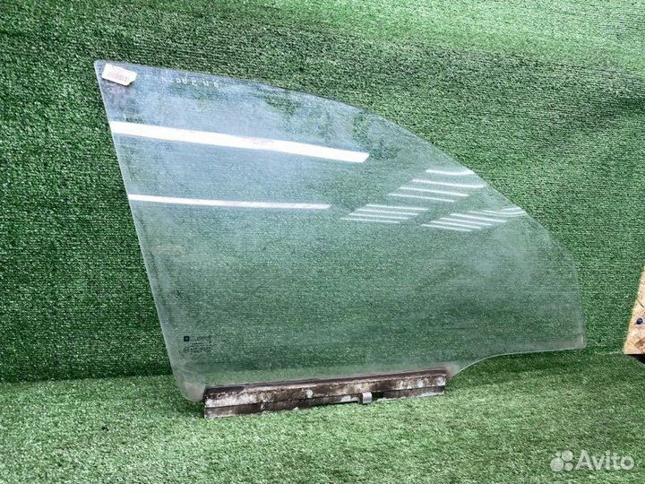 Стекло переднее правое Opel Vectra B