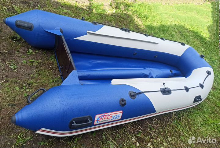 Лодка Hunter Stels 335 с мотором и винтом комплект