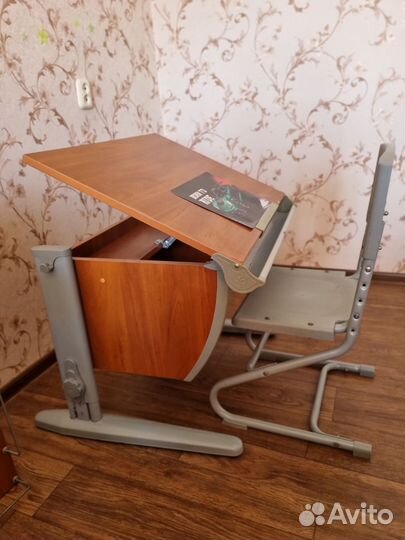 Парта со стулом растущие