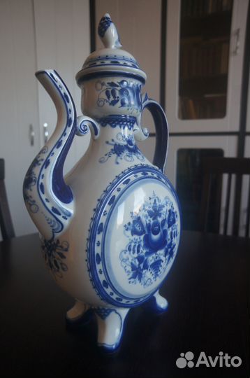 Кумган большой. Гжель 1993 год