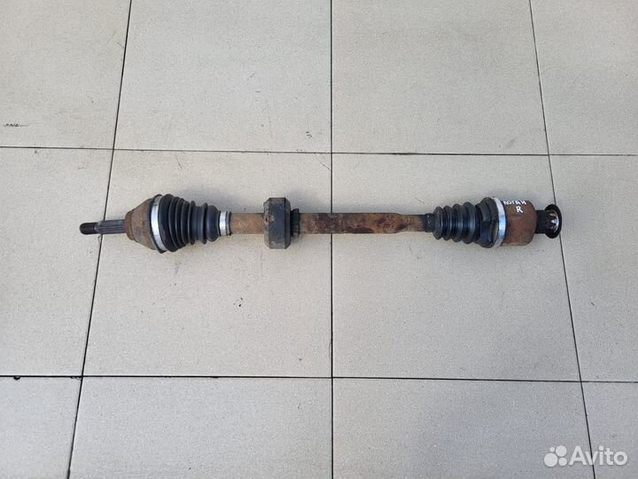 Привод передний правый Renault Logan