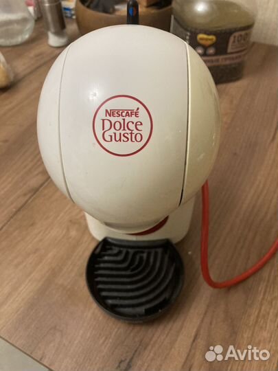 Кофеварка капсульная dolce gusto