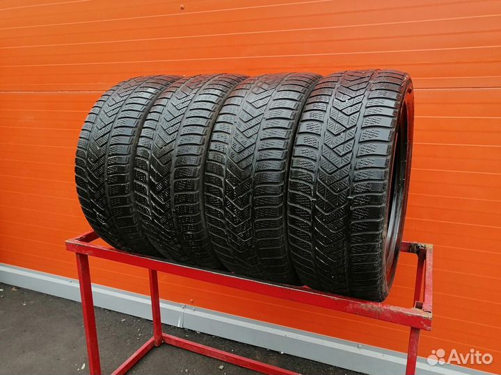 Pirelli Winter Sottozero 3 235/50 R18 101V