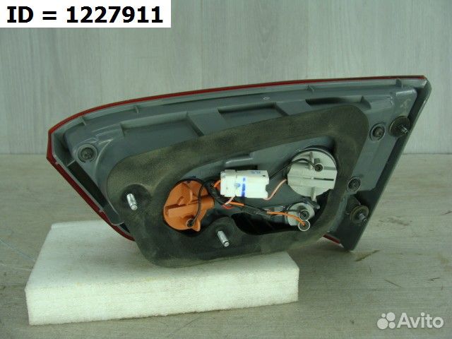 Фонарь задний левый внутренний Kia Rio