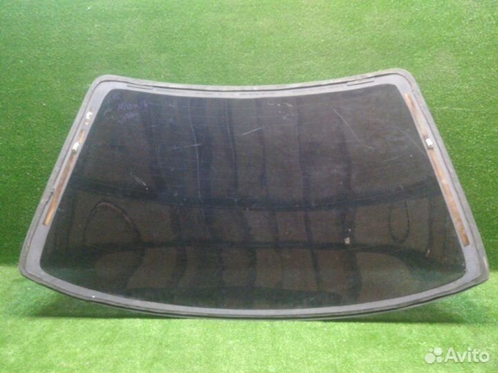 Стекло кузовное глухое заднее Nissan Almera