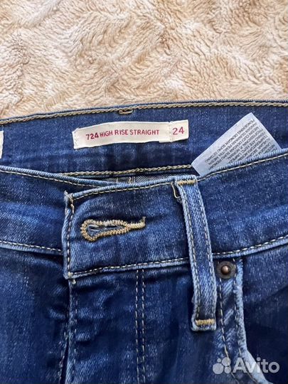 Джинсы женские levis 724 и 710 24 размер