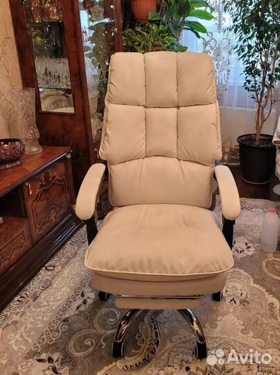 Кресло для игр. Игровое кресло с массажем