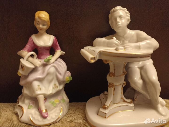 Статуэтка фарфор