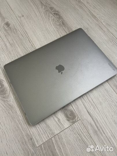 Macbook pro 16 2019 i9 2,3 16 ssd1tb