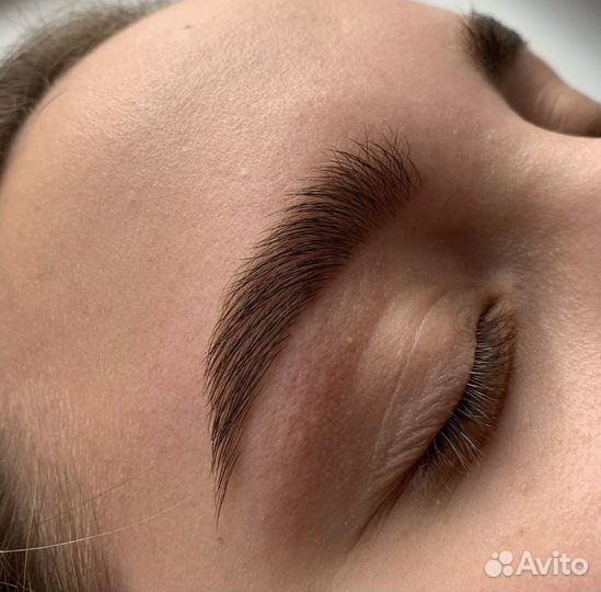 Оформление бровей