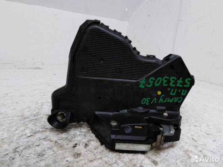 Замок двери передней правой