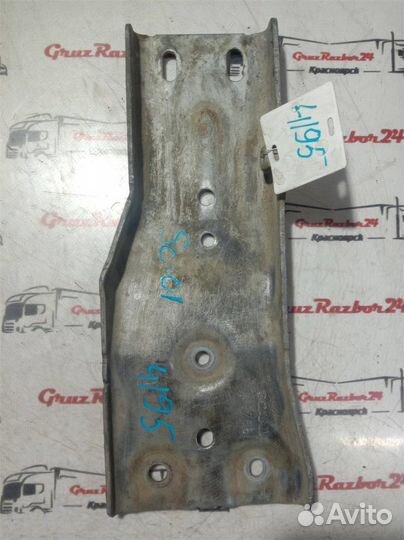 Кронштейн глушителя Scania P 380 DC11 09 L01 2006