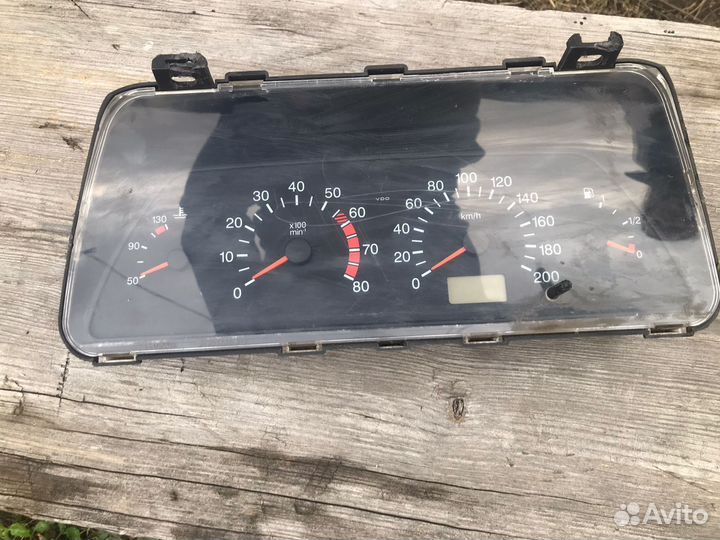 Панель приборов ваз 2110