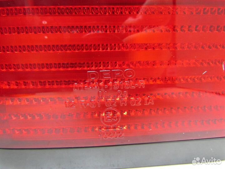 Фонарь задний наружный левый VW Passat (B3) 1988