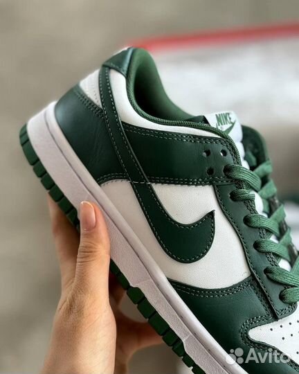 Кроссовки Nike Dunk Low Retro 