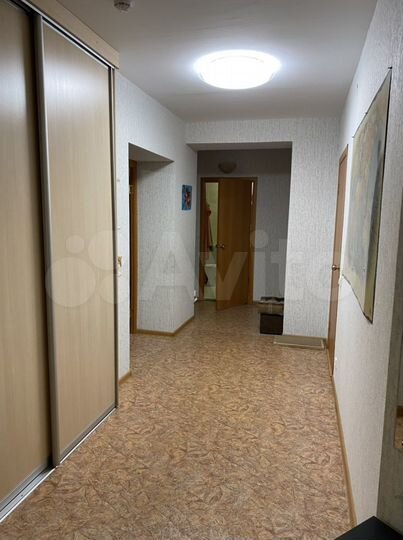 3-к. квартира, 89 м², 3/12 эт.