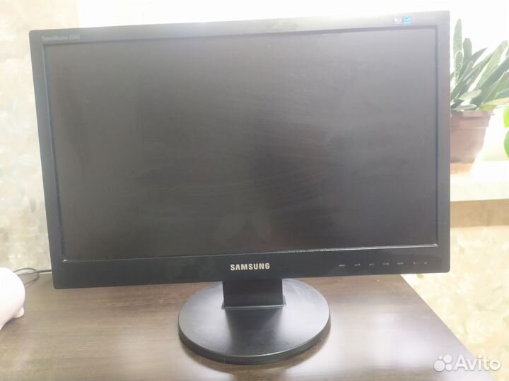 Монитор Samsung 2243SN