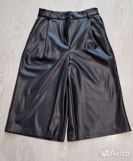 Шорты Zarina из экокожи