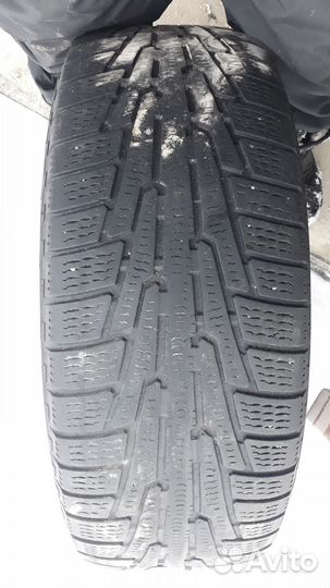 Nokian Tyres Hakkapeliitta R SUV 235/65 R17