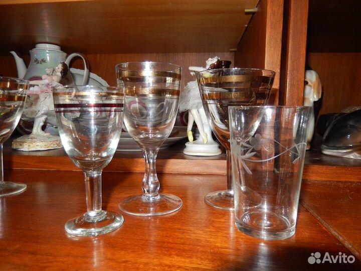 Рюмки и бокалы