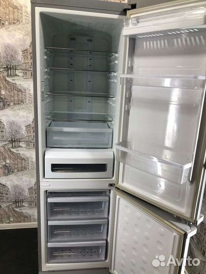 Холодильник бу как новая